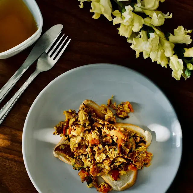 Masala Egg Bhurji + Roti